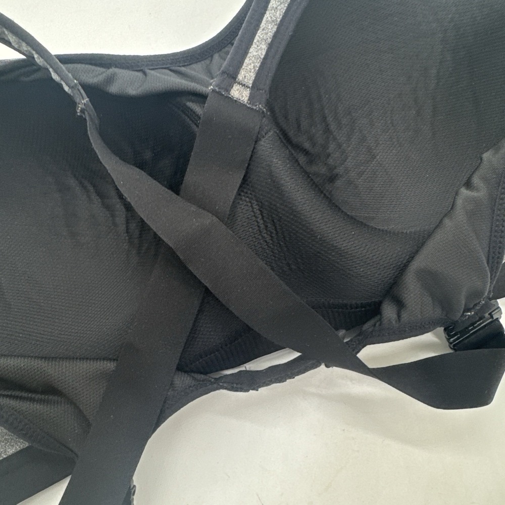 Avia Women's Sports Bra Gray Black Size 40DD Nylon Polyester Spandex - Picture 8 of 8